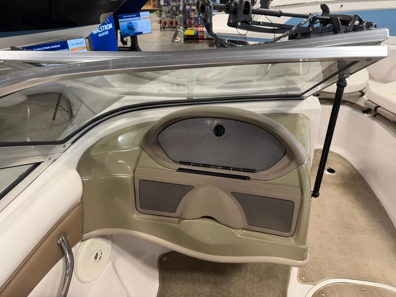 Slide: The Image of Interior of a 2010 Four Winns H190 F/S boat. - 14