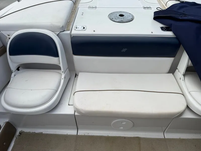 Slide: The Image of Interior of a 2010 Four Winns H190 F/S boat with seating. - 19