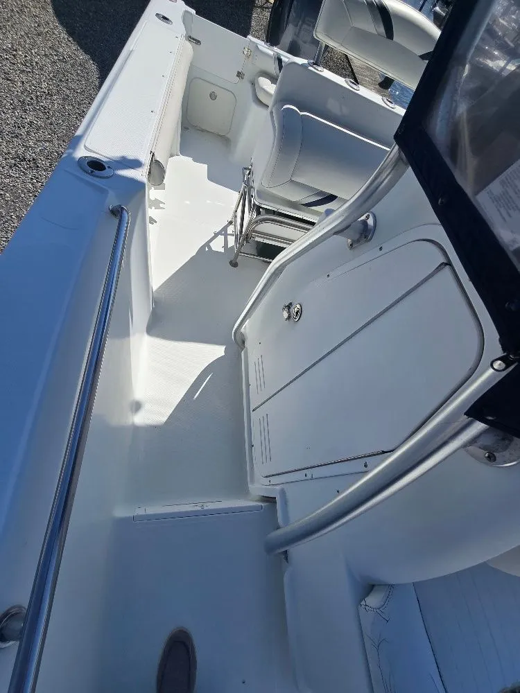 Slide: The Image of Interior view of a 2004 Polar 2100 CC Center Console boat. - 11