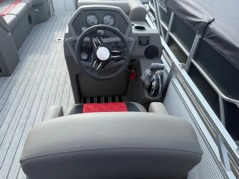 Slide: The Image of Armada Drakkar 248 Tritoon w/200HP Suzuki & Tandem axle trailer 2025 - 4