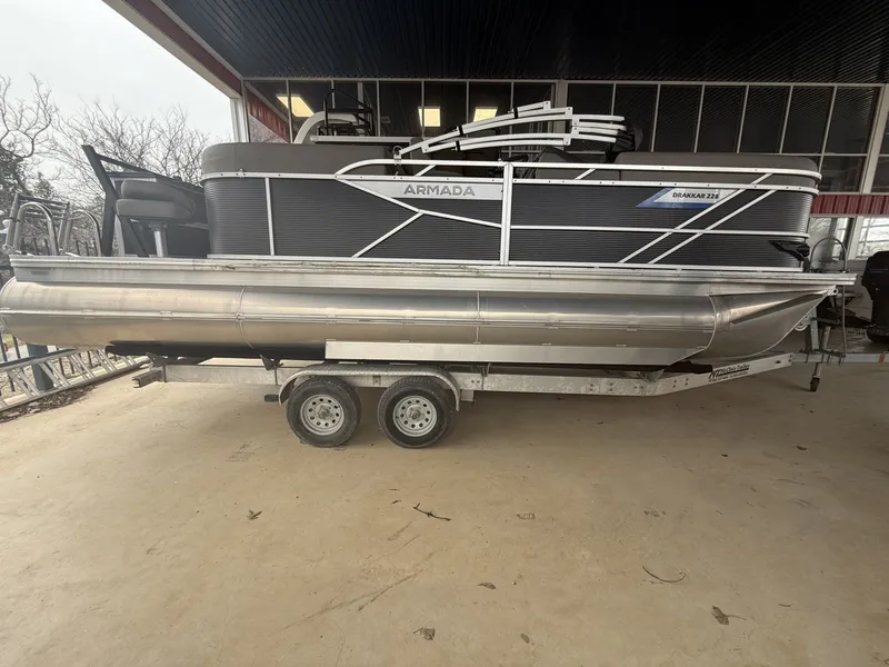 The Image of Armada Drakkar Fish 228 Tritoon w/150 HP Suzuki & Tandem Axle Trailer 2025 - 1