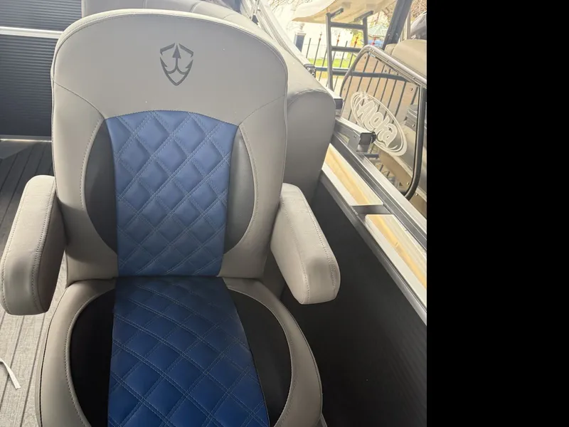 Slide: The Image of Armada Drakkar Fish 228 Tritoon w/150 HP Suzuki & Tandem Axle Trailer 2025 - 6