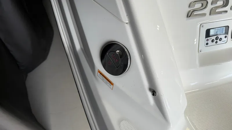 Slide: The Image of Chaparral 224 Sunesta 2008 - 14