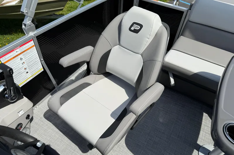 Slide: The Image of Captain's chair in 2025 Princecraft Sportfisher 21-2S boat, featuring sleek design and comfort. - 7