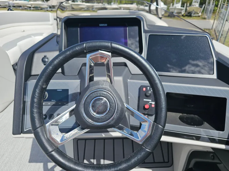 Slide: The Image of Avalon 2385 Catalina Quad Lounger Shift 2026 - 26