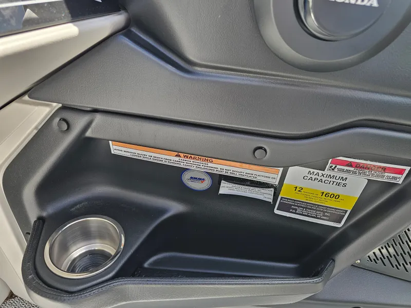 Slide: The Image of Avalon 2385 Catalina Quad Lounger Shift 2026 - 30