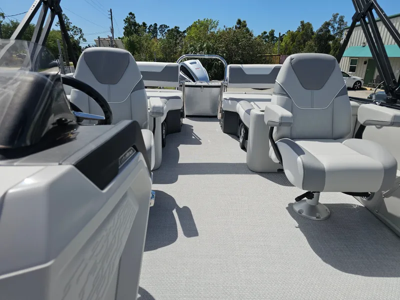 Slide: The Image of Avalon 2385 Catalina Quad Lounger Shift 2026 - 42