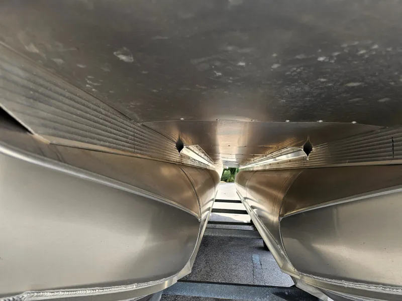 Slide: The Image of Avalon 2385 Catalina Quad Lounger Shift 2026 - 58