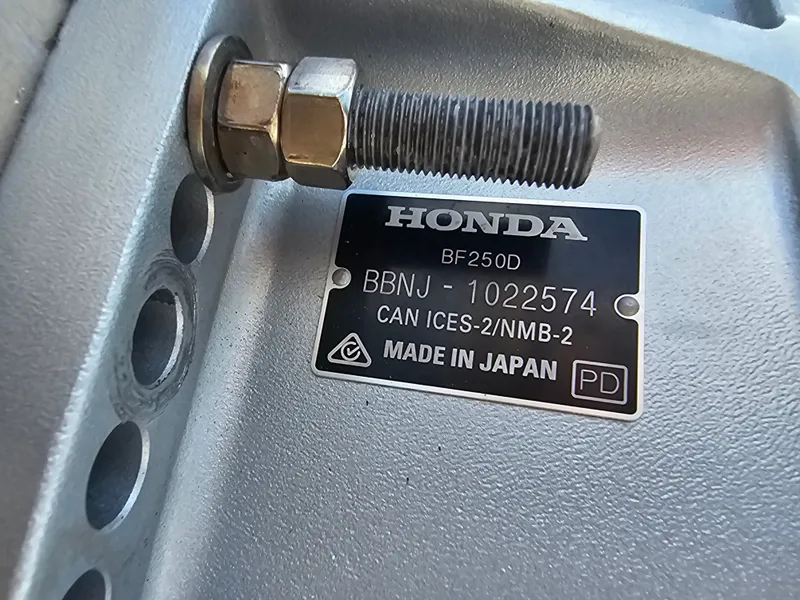 Slide: The Image of Avalon 2385 Catalina Quad Lounger Shift 2026 - 64