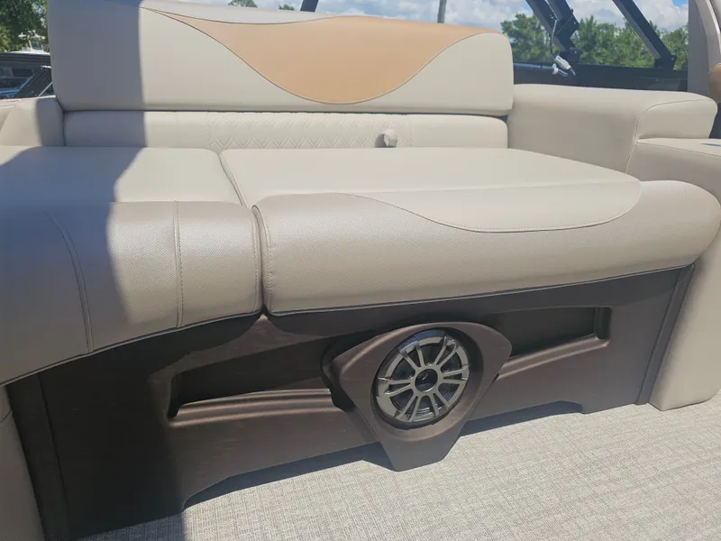 Slide: The Image of Luxurious seating in Avalon LSZ 2385 QUAD LOUNGER TRITOON 2026. - 14