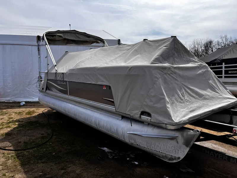 The Image of Sweetwater 2286C3 22FT MODEL 2011 - 1