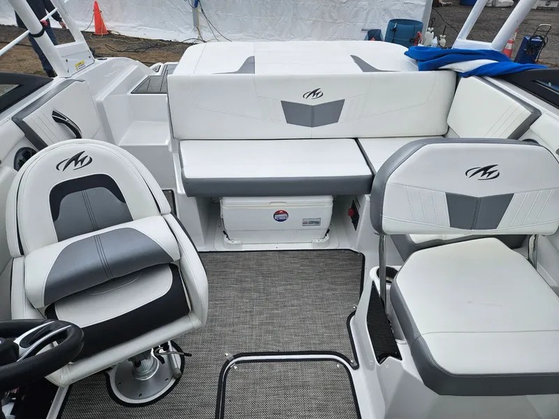 Slide: The Image of Interior of a 2018 Monterey M20 20 boat with white seating. - 5