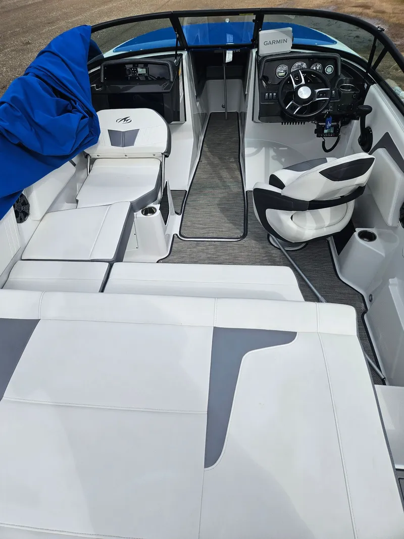 Slide: The Image of Interior of a 2018 Monterey M20 20 boat with white seating area. - 7