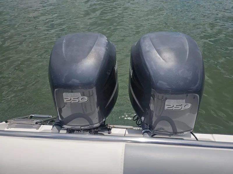 Slide: The Image of Century 2901 Center Console 2008 - 32