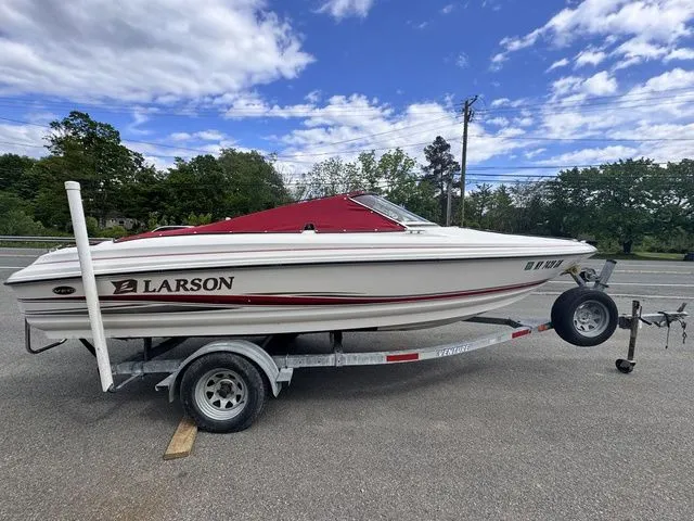 The Image of Larson SEI 180 BOWRIDER 135HP W/Trailer 2004 - 1