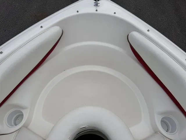 Slide: The Image of Larson SEI 180 BOWRIDER 135HP W/Trailer 2004 - 12