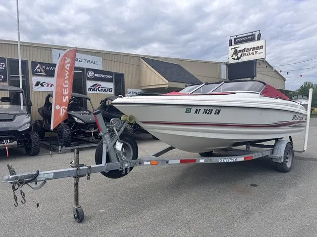 Slide: The Image of Larson SEI 180 BOWRIDER 135HP W/Trailer 2004 - 4