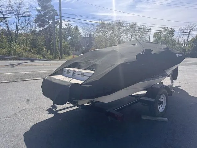 Slide: The Image of Scarab 165H.O. w/250hp, Trailer Only 48hrs 2018 - 12