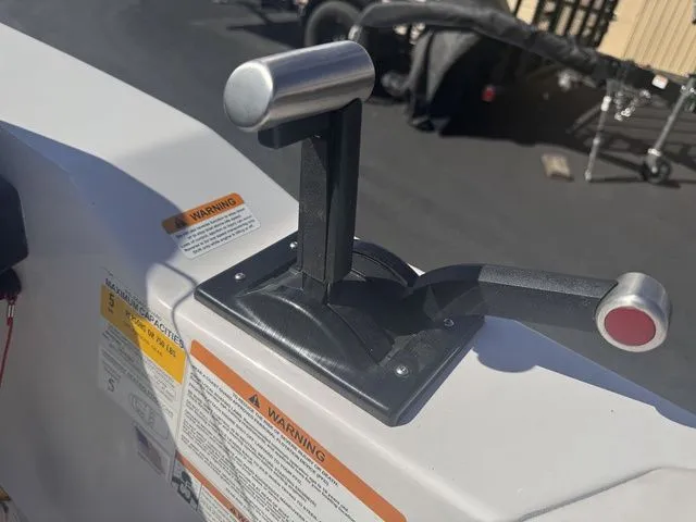 Slide: The Image of Scarab 165H.O. w/250hp, Trailer Only 48hrs 2018 - 29
