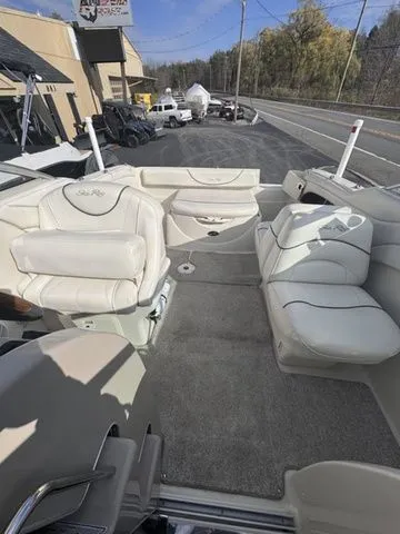 Slide: The Image of Sea Ray 225 Weekender 2004 - 15