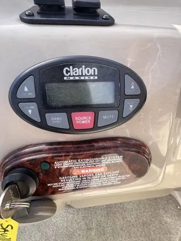 Slide: The Image of Sea Ray 225 Weekender 2004 - 28