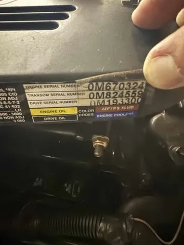 Slide: The Image of Sea Ray 225 Weekender 2004 - 37