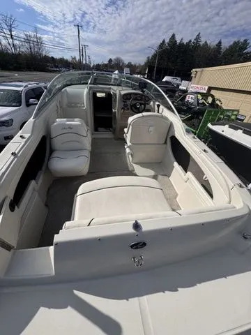 Slide: The Image of Sea Ray 225 Weekender 2004 - 7