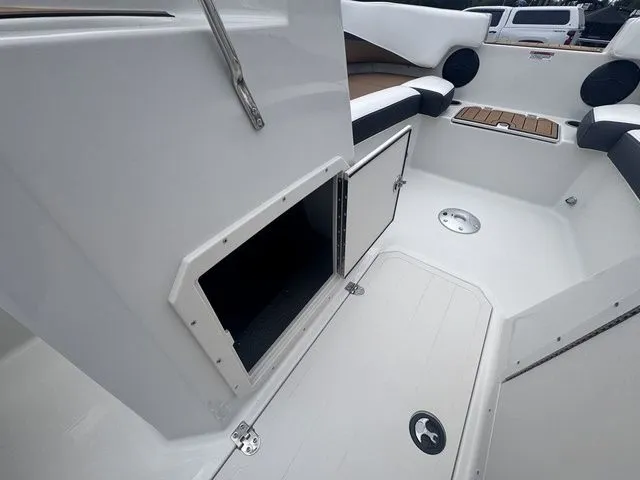 Slide: The Image of Starcraft SVX OB 190 DC OB w/140hp and Trailer 2026 - 29