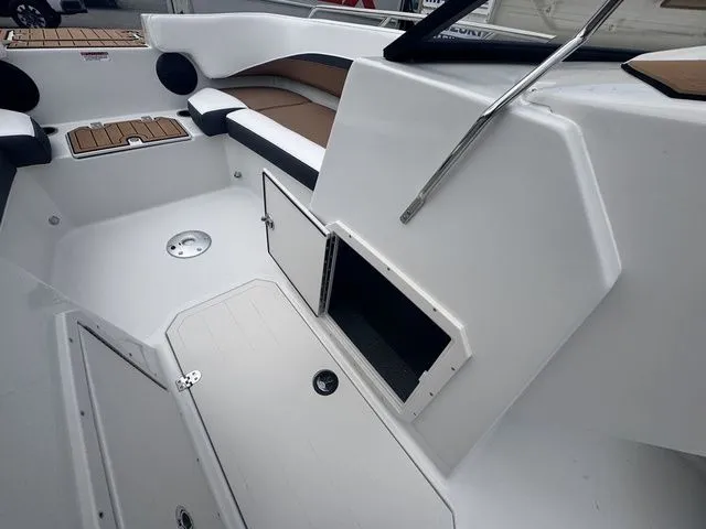 Slide: The Image of Starcraft SVX OB 190 DC OB w/140hp and Trailer 2026 - 30