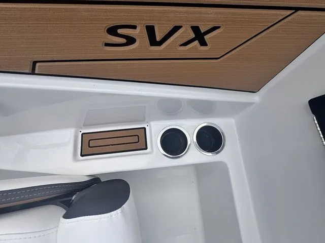 Slide: The Image of Starcraft SVX OB 190 DC OB w/140hp and Trailer 2026 - 34