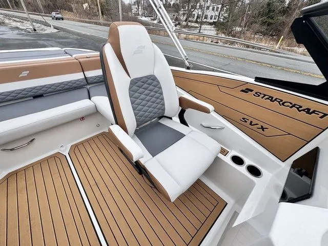 Slide: The Image of Starcraft SVX 210 IO 200hp and Trailer 2026 - 18