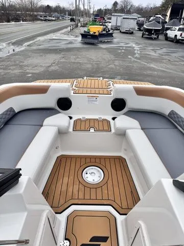 Slide: The Image of Starcraft SVX 210 IO 200hp and Trailer 2026 - 38