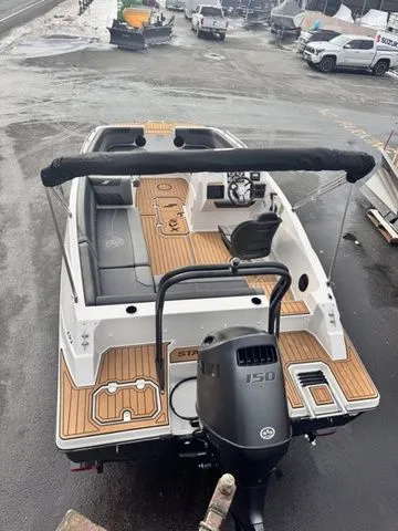 The Image of Starcraft SVX OB 191 w/150hp and Trailer 2026 - 1