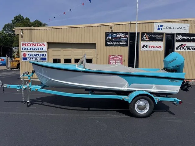 Slide: The Image of Starcraft 57 Ski Champ Includes 25hp and Trailer 2025 - 23