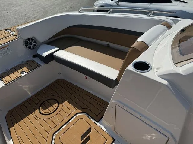 Slide: The Image of Starcraft SVX OB 191 w/140hp and Trailer 2026 - 19