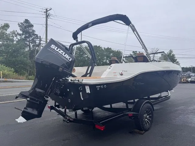 The Image of Starcraft SVX 210 DC OB w/200hp and Trailer 2026 - 1