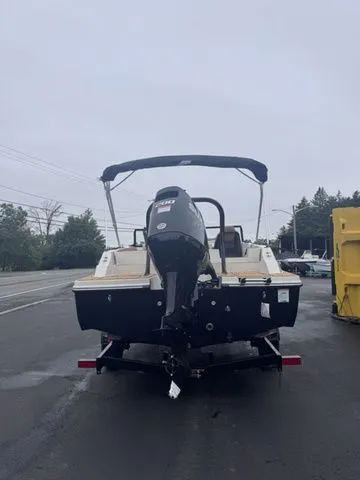 Slide: The Image of Starcraft SVX 210 DC OB w/200hp and Trailer 2026 - 11