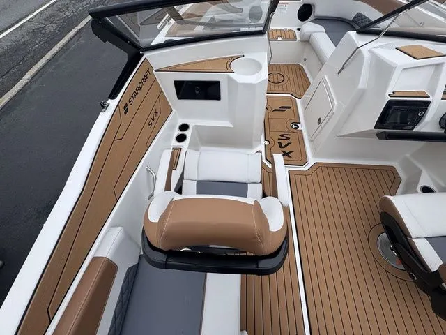 Slide: The Image of Starcraft SVX 210 DC OB w/200hp and Trailer 2026 - 15