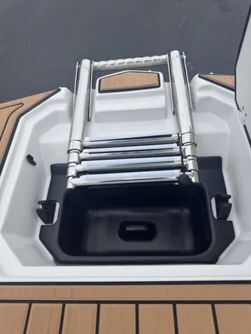 Slide: The Image of Starcraft SVX 210 DC OB w/200hp and Trailer 2026 - 23