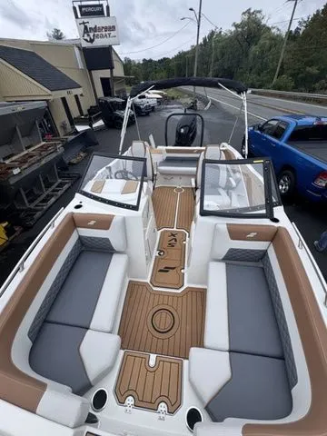 Slide: The Image of Starcraft SVX 210 DC OB w/200hp and Trailer 2026 - 24