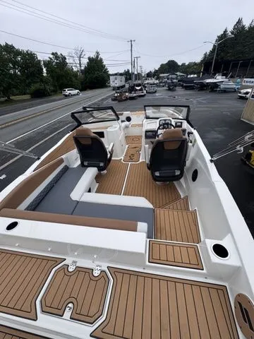 Slide: The Image of Starcraft SVX 210 DC OB w/200hp and Trailer 2026 - 3