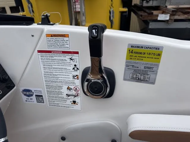 Slide: The Image of Starcraft SVX 210 DC OB w/200hp and Trailer 2026 - 32