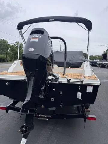 Slide: The Image of Starcraft SVX 210 DC OB w/200hp and Trailer 2026 - 37