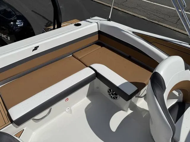 Slide: The Image of Starcraft SVX OB 190 DC OB w/140hp and Trailer 2026 - 11