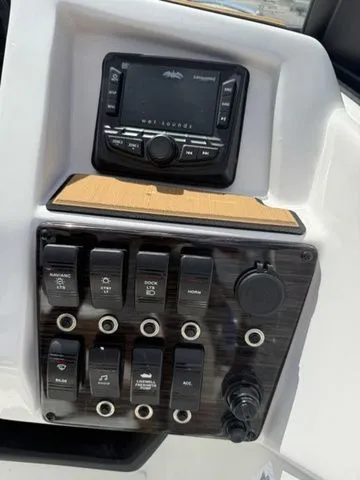 Slide: The Image of Starcraft SVX OB 190 DC OB w/140hp and Trailer 2026 - 15