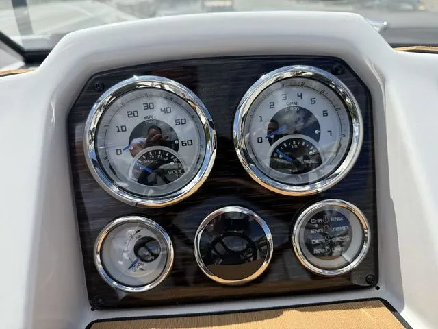 Slide: The Image of Starcraft SVX OB 190 DC OB w/140hp and Trailer 2026 - 17