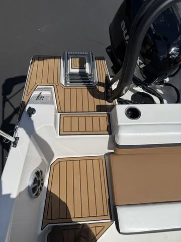 Slide: The Image of Starcraft SVX OB 190 DC OB w/140hp and Trailer 2026 - 35