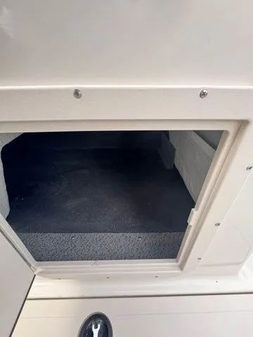 Slide: The Image of Starcraft SVX OB 210 DC OB w/200hp and Trailer 2026 - 19