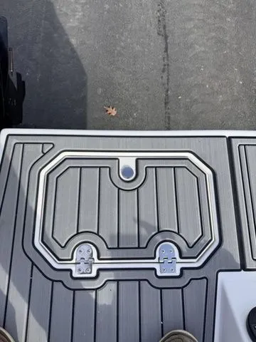 Slide: The Image of Starcraft SVX OB 210 DC OB w/200hp and Trailer 2026 - 37