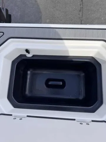 Slide: The Image of Starcraft SVX OB 210 DC OB w/200hp and Trailer 2026 - 38